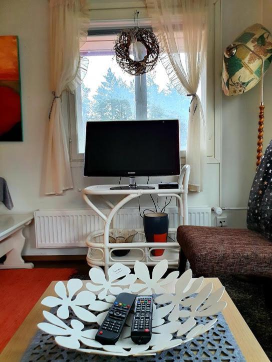Toivonniemen Kotimajoitus Apartamento Paltaniemi Exterior foto