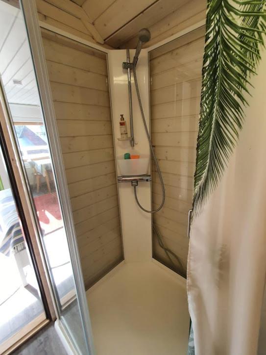 Toivonniemen Kotimajoitus Apartamento Paltaniemi Exterior foto