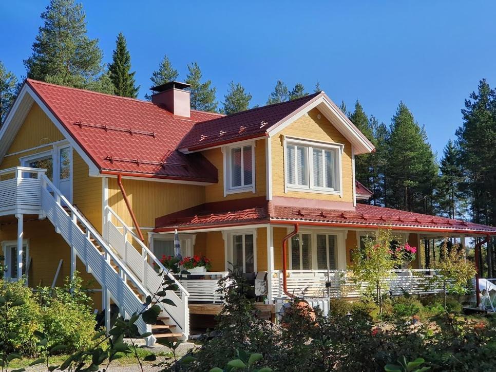 Toivonniemen Kotimajoitus Apartamento Paltaniemi Exterior foto