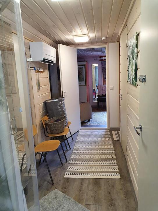 Toivonniemen Kotimajoitus Apartamento Paltaniemi Exterior foto